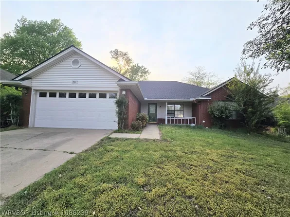 1709 Woodwind Way, Van Buren, AR 72956