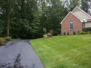 2nd image of 2047 Pine Hollow Trl