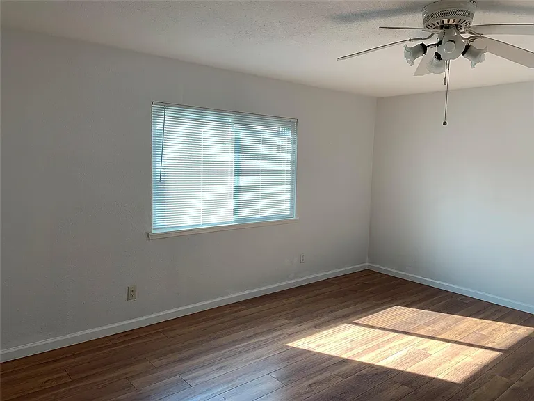 854 Timberdale St — Photo 21