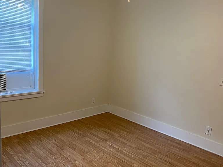 3327 Humphrey St #2F — Photo 10