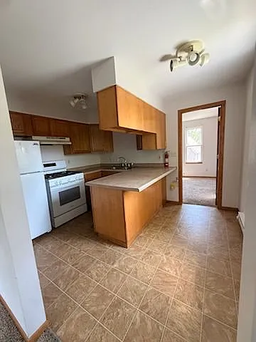 227 2nd St NE #4 Photo 1