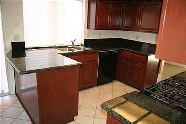3rd image of 3955 Orchid Dr