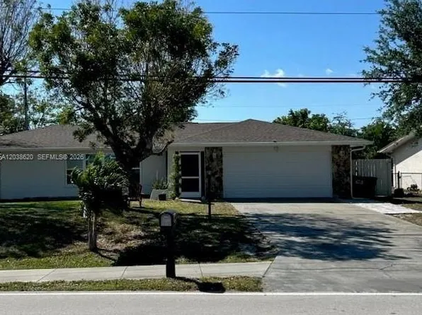 4020 Country Club Blvd, Cape Coral, FL 33904