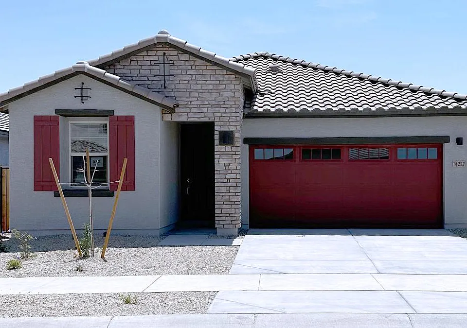 14227 W Honeysuckle Dr
