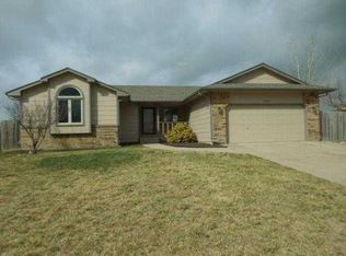 10006 E Skinner St, Wichita, KS 67207