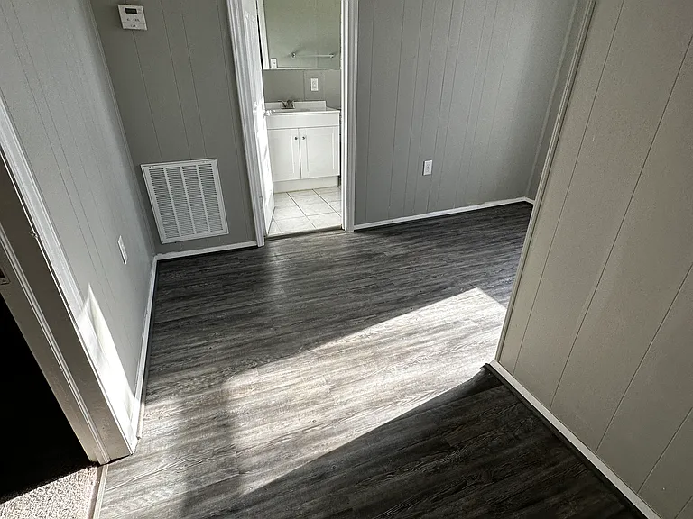1628 1/2 Rivermont Hts #2 — Photo 11
