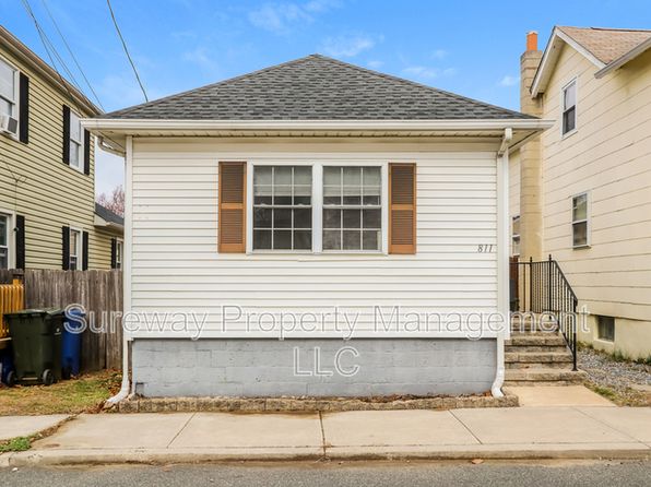 811 Wesley Ave