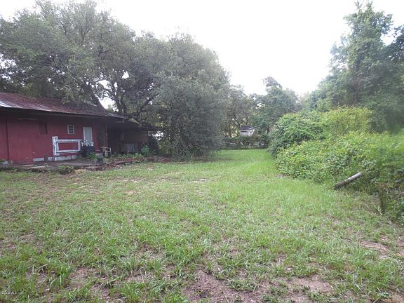 3rd image of 3950 NE 172nd Ave