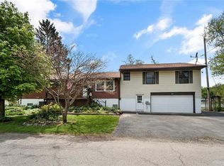 1305 Park Dr, Medway, OH 45341