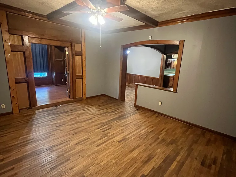 311 W Jefferson St — Photo 12