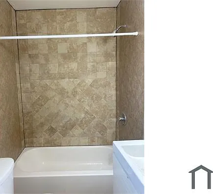 628 W 59th Pl — Photo 14