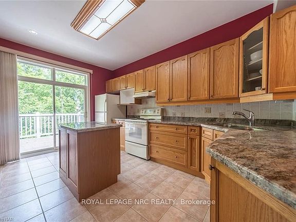 5th image of 174 Martindale Rd #25