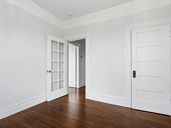 4th image of 570-72 6th Ave