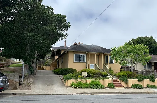 557 Spencer St Photo 1