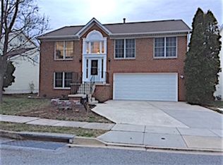1035 Chinaberry Dr, Frederick, MD 21703