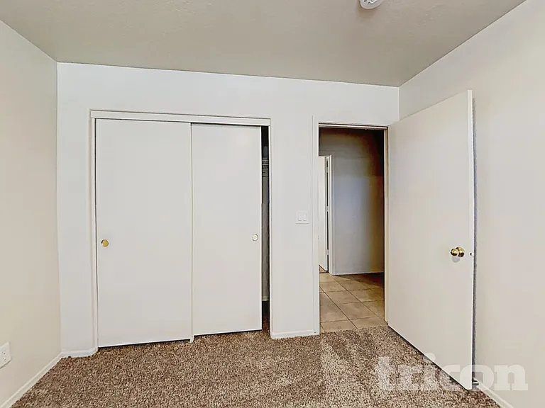 23141 W Ashleigh Marie Dr — Photo 12