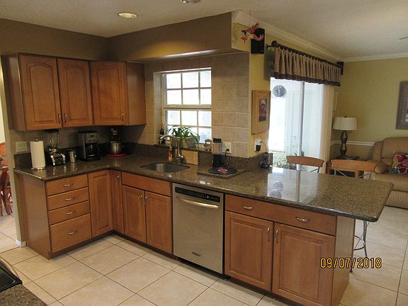 5th image of 2348 NW 98th Way