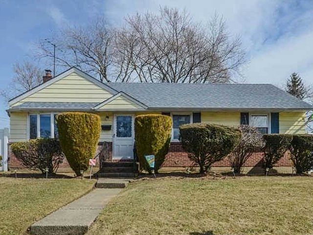 1st image of 173 Andrew Ave