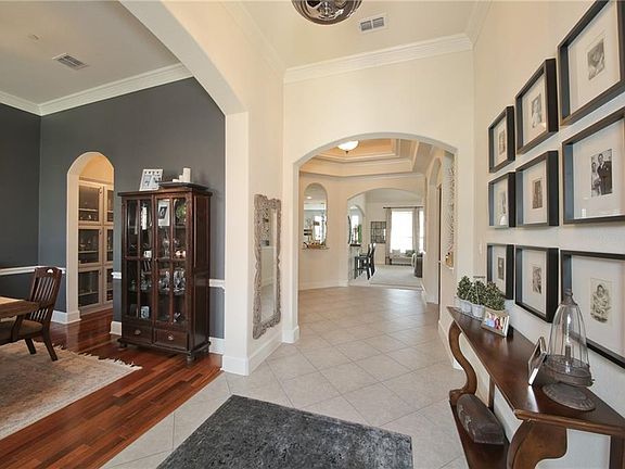 4th image of 2419 Lilyfield Dr