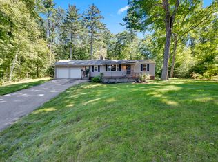 6 Barrett Rd, North Brookfield, MA 01535