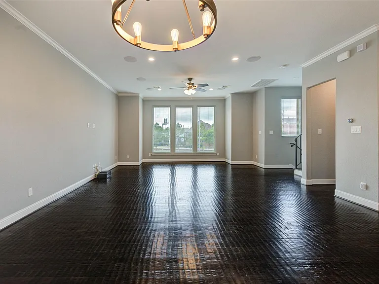 5711 Allen St — Photo 19