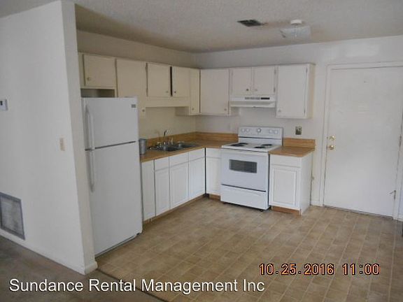 2nd image of 710-D Shady Lane Dr