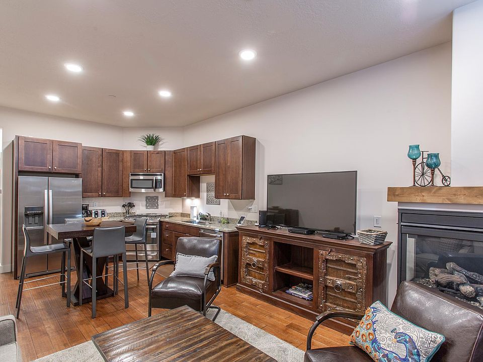 1st image of 6169 Park Ln S #19