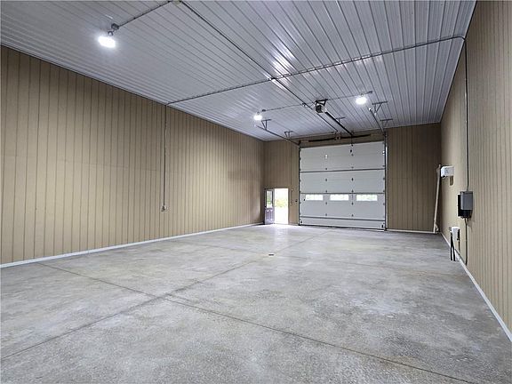 5th image of 2788 7 5/8 Avenue