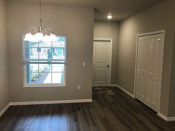 2nd image of 35 Wood Arbor Ln #B