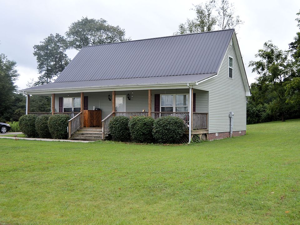 1st image of 352 Hill Crest Dr