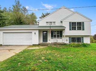 573B N Neve Rd, Pierson, MI 49339