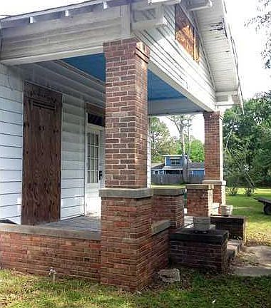 4th image of 285 Seal Ave