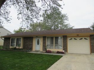 1174 Sebring Dr, Elgin, IL 60120