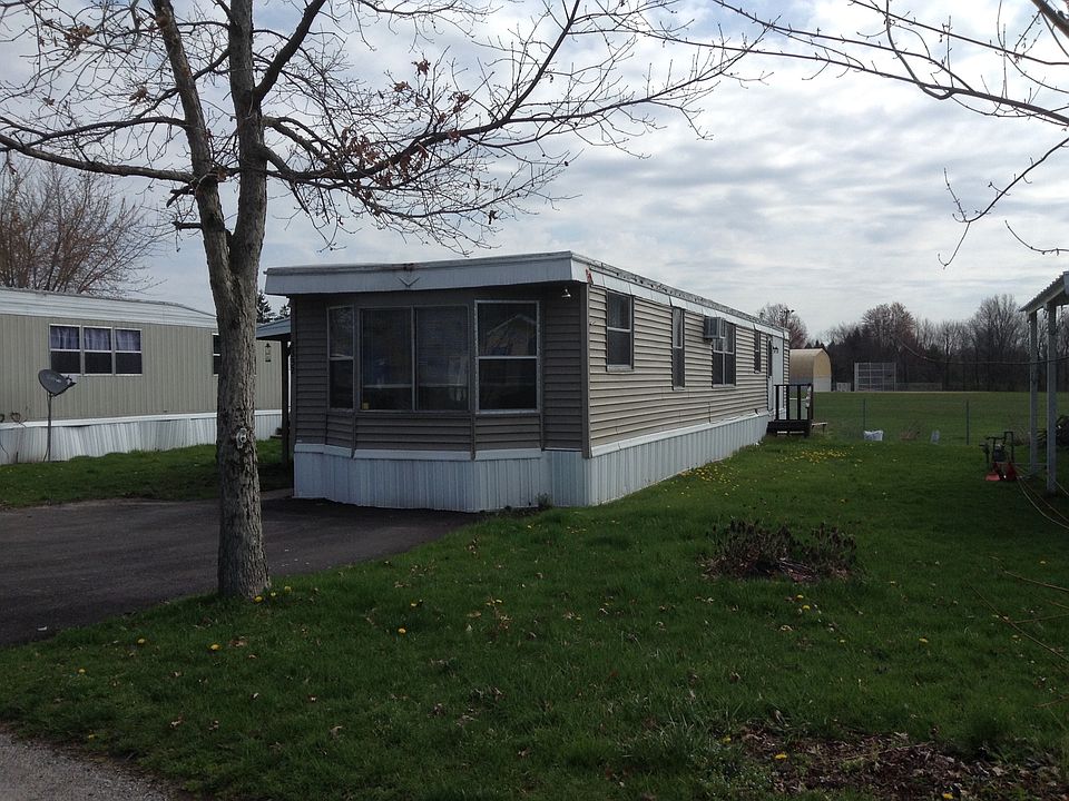 1st image of 2332 Fox Hollow Ln