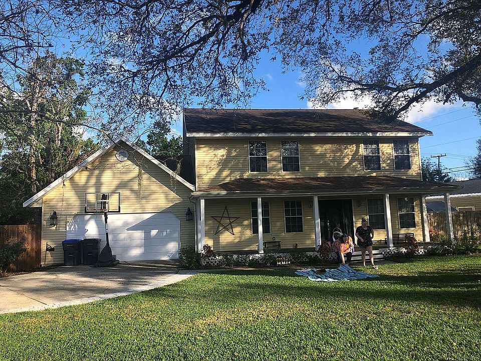 1st image of 4231 Hemlock Ln