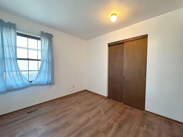 7130 Walker Ave — Photo 9