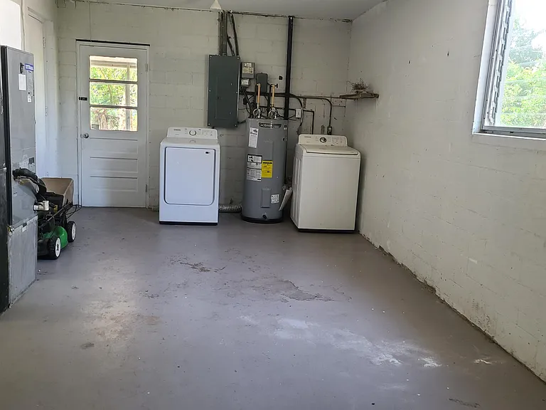 2222 Harvard Rd — Photo 22