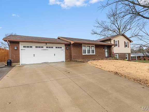 2nd image of 307 Francis Dr