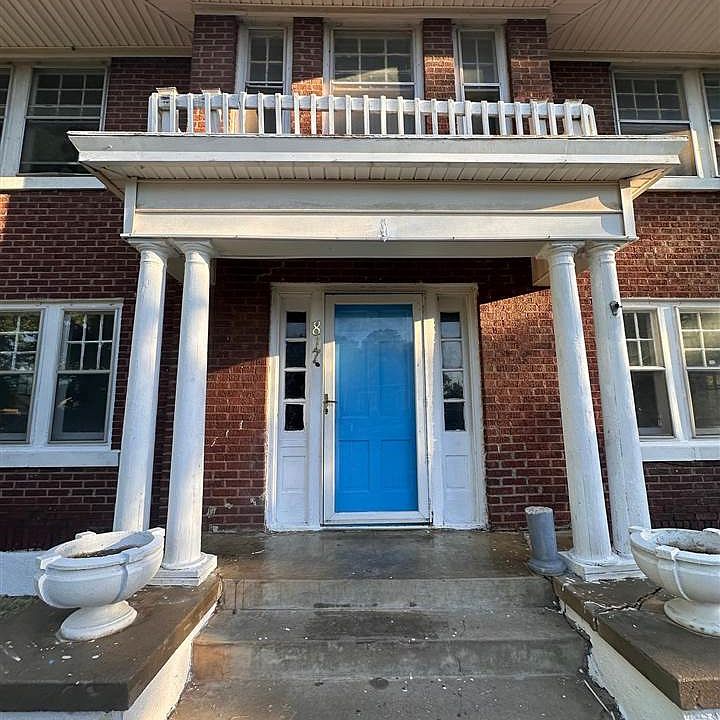 1st image of 817 E Cleveland Ave