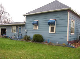 214 S 5th St, Olivia, MN 56277