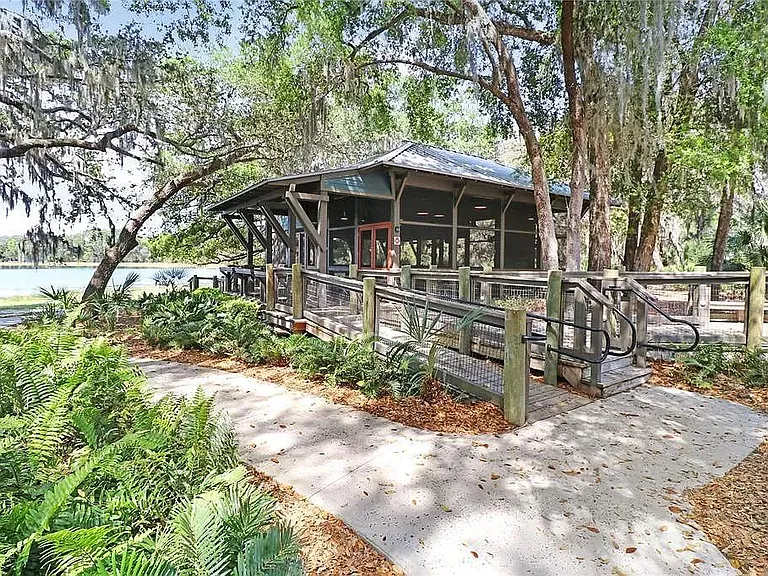 6010 Village Center Dr — Photo 32