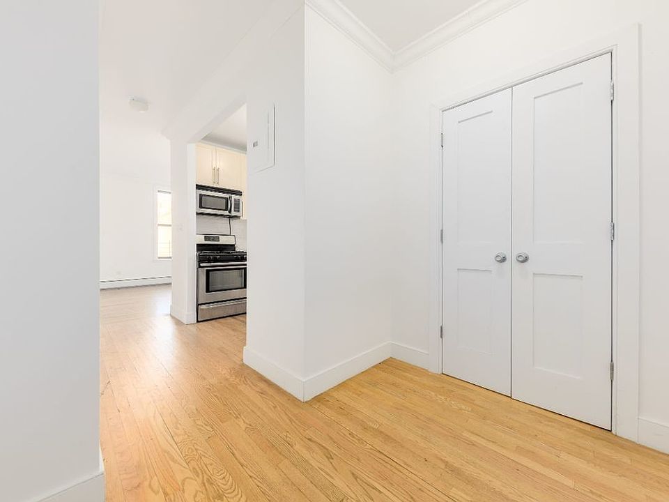 1st image of 307 W 114th St APT 5A