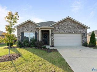 24809 Delilah Cir, Athens, AL 35613