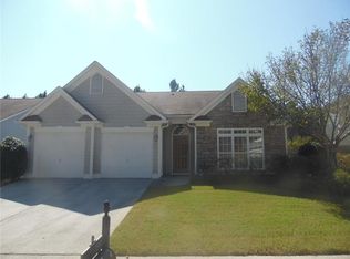 2925 Cooper Woods Ln, Loganville, GA 30052