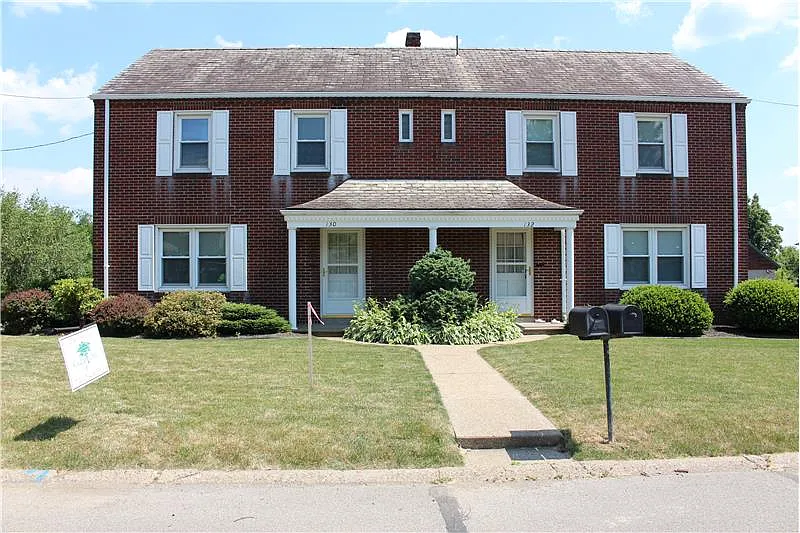 130 W McConnell Ave