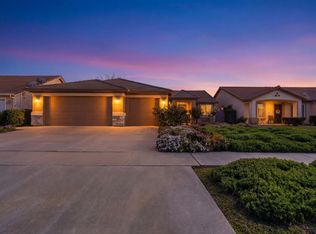 1403 W Castoro Way, Hanford, CA 93230