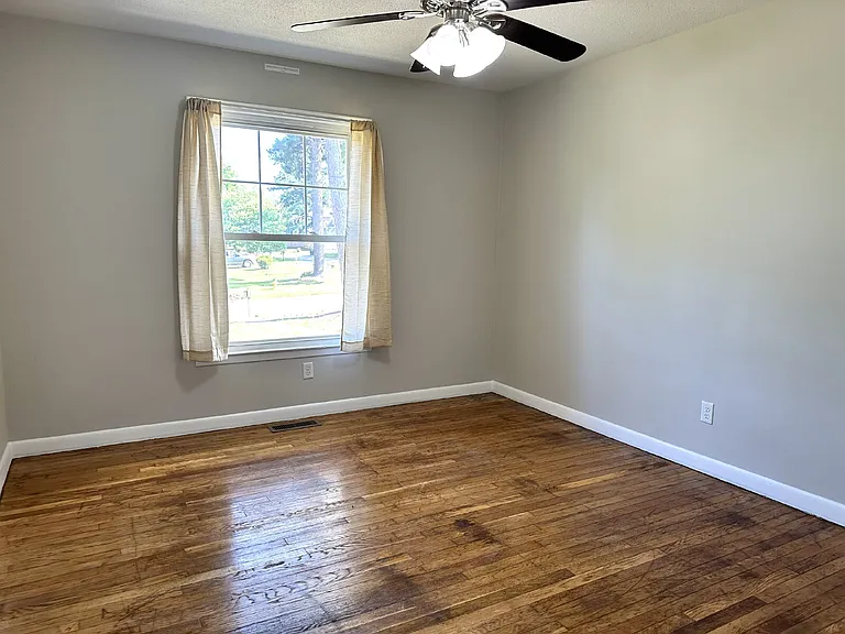6221 Cool Shade Dr — Photo 10
