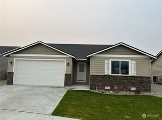 216 Emma Dr, Wenatchee, WA 98801
