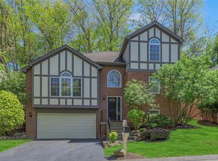 404 Rockledge Dr, Sewickley, PA 15143