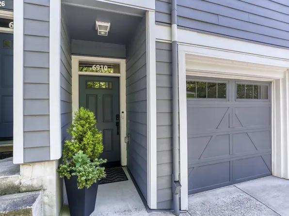 6910 N Charleston Ave, Portland, OR 97203